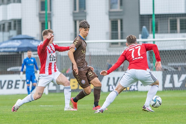 我们持续关 我们持续关